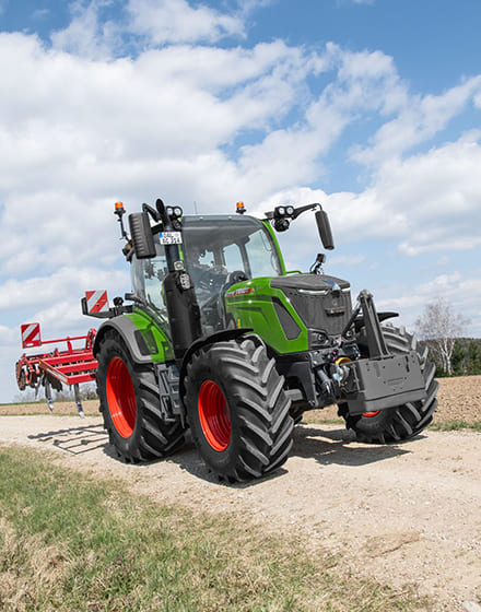 Встречайте пятое поколение обновленных тракторов Fendt 300 Vario
