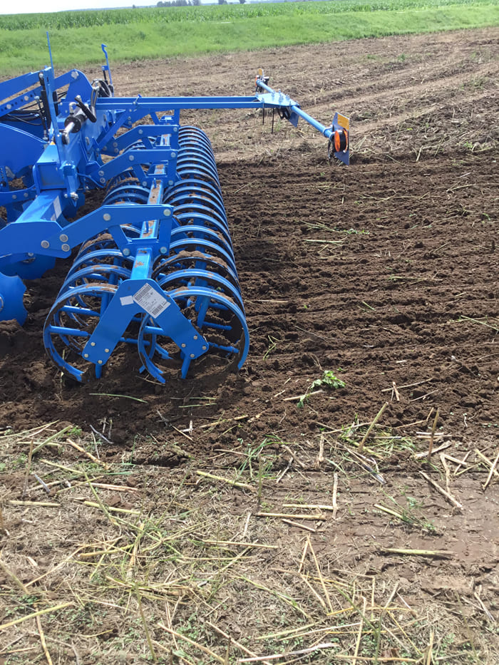 Трактор Fendt 1038 и культиватор Lemken Karat 9