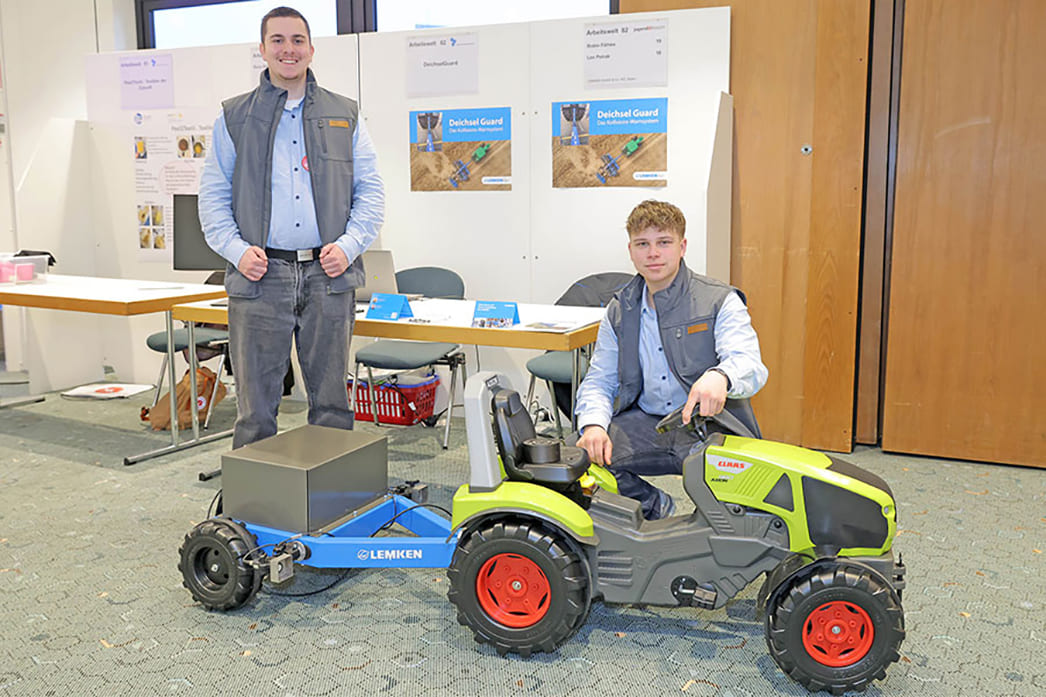 Стажеры LEMKEN разработали систему «DrawbarGuard»