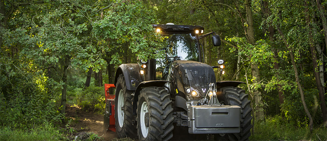 Трактор Valtra