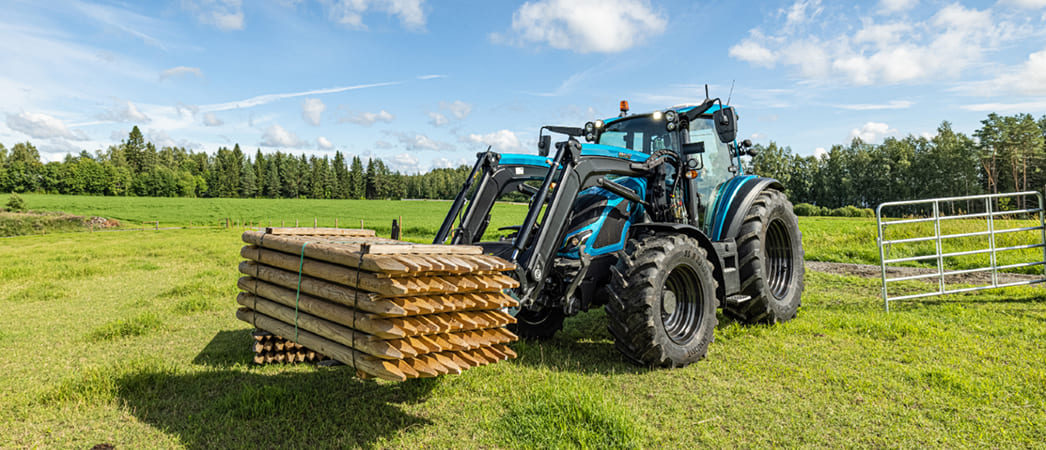 Трактор Valtra G135