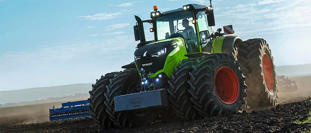 Трактор Fendt 1050 Vario