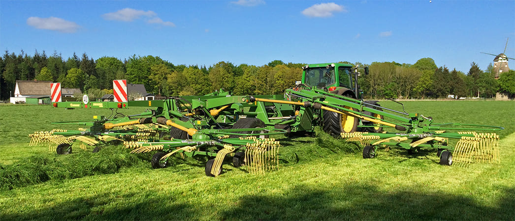 Четырехроторные грабли-валкователи Krone Swadro 1400