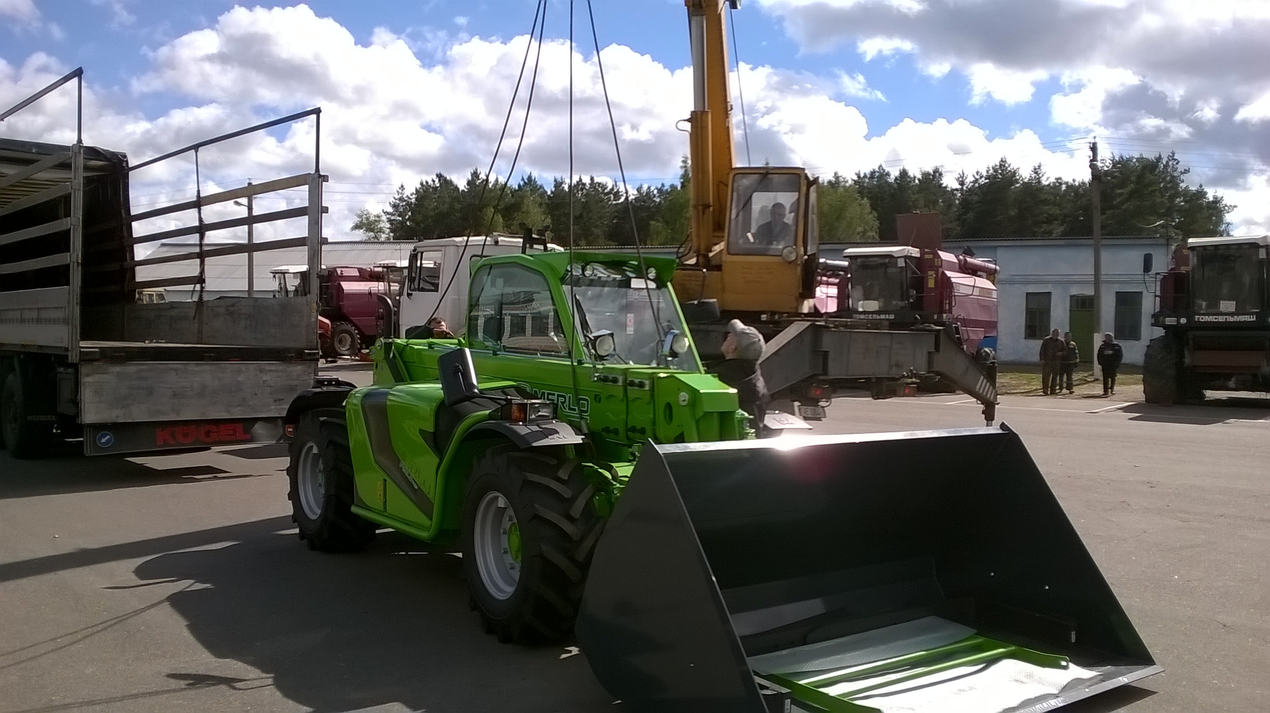 Merlo в Знамя Родины