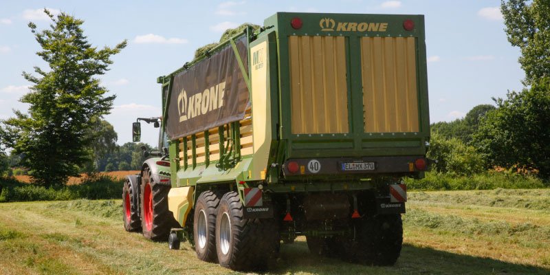 Фото Самозагружающиеся прицепы с дозатором Krone MX