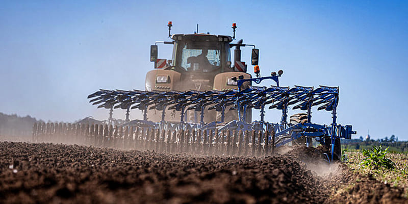Фото Полунавесной плуг Lemken Titan