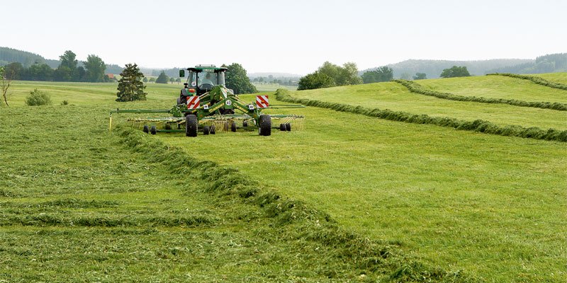 Фото Krone Swadro двухроторные с боковой укладкой