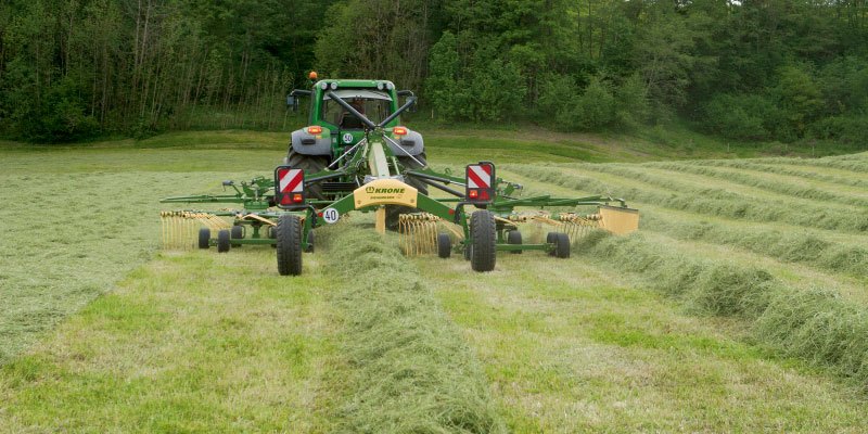 Фото Krone Swadro двухроторные с боковой укладкой