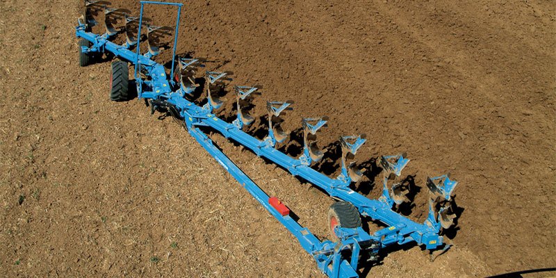 Фото Полунавесной плуг Lemken VariTitan